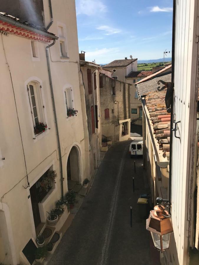 Chez artistes Hotel Servian Kültér fotó